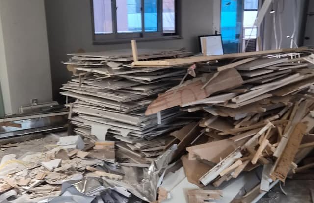 강남 내부철거 전문 철거업체, 40평 피부과 까다로운 현장 안전하고 완벽한 시공 사례